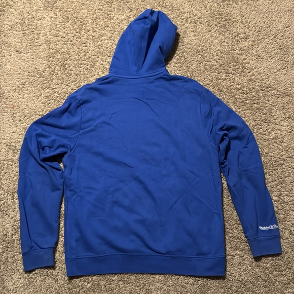 Mitchell and Ness Denver Broncos Hoodie - Picture 4 of 4